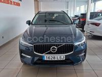 Usado Volvo XC60 Momentum 197 CV (144 kW) 2021 Gris / plata SUV