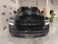 Usado RAM 1500 401 CV (294 kW) 2023 Negro Pickup/Camioneta