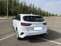 Usado Kia Ceed 100 CV (73 kW) 2022 Blanco Utilitario