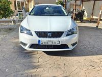 Usado Seat Leon ST Style 105 CV (77 kW) 2014 Blanco Familiar