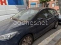 Usado Ford Focus Trend 100 CV (73 kW) 2016 Azul Berlina
