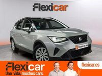 Usado Seat Arona Style 110 CV (80 kW) 2023 Gris SUV