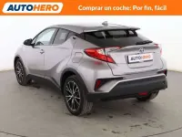 Usado Toyota C-HR Advance 125 CV (91 kW) 2017 Gris SUV