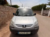Usado Peugeot Partner Tepee Access 75 CV (55 kW) 2011 Gris / plata Monovolumen