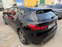 Usado BMW 118 Comfort Edition 150 CV (110 kW) 2021 Negro Utilitario