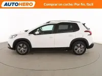 Usado Peugeot 2008 Signature Sky 82 CV (60 kW) 2019 Blanco SUV