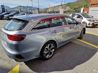 Usado Kia Ceed 141 CV (103 kW) 2020 Gris / plata Utilitario