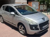 Usado Peugeot 3008 Active 112 CV (82 kW) 2010 Gris / plata Familiar