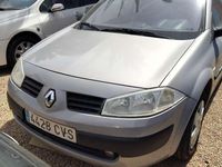 Usado Renault Mégane GrandTour Authentique 101 CV (74 kW) 2004 Gris Familiar