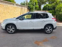 Usado Peugeot 2008 Allure 115 CV (84 kW) 2014 Blanco SUV