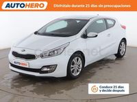 Usado Kia ProCeed 135 CV (99 kW) 2015 Blanco Berlina