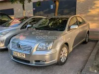 Usado Toyota Avensis Executive 150 CV (110 kW) 2006 Gris / plata Berlina