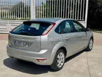 Używany Ford Focus Trend 109 KM (80 kW) 2008 Szary Sedan/Limuzyna
