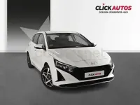 Usado Hyundai i20 100 CV (73 kW) 2025 Blanco Utilitario