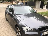 Usado BMW 318 129 CV (94 kW) 2007 Gris / plata Berlina