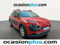 Usado Citroën C4 Cactus Feel 110 CV (80 kW) 2017 Rojo Utilitario