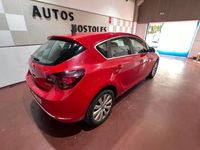Usado Opel Astra Excellence 110 CV (80 kW) 2014 Rojo