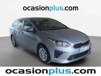 Usado Kia Ceed 120 CV (88 kW) 2019 Gris plata Utilitario