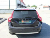 Begagnad Volvo V60 Momentum 120 HK (88 kW) 2018 Svart Kombi