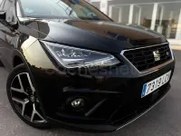 Usado Seat Arona Ecomotive 115 CV (84 kW) 2019 Negro SUV