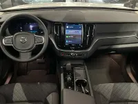 Käytetty Volvo XC60 Core 250 HP (183 kW) 2025 Valkoinen Katumaasturi