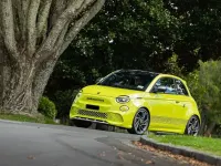 Usado Abarth 500e Scorpionissima 132 kW (180 CV) 2024 Gris Utilitario