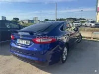 Usado Ford Mondeo Business Edition 120 CV (88 kW) 2016 Azul Berlina