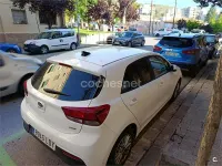 Usado Kia Rio 100 CV (73 kW) 2020 Blanco Berlina
