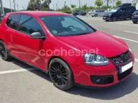 Usado VW Golf IV GTI 200 CV (147 kW) 2005 Rojo Berlina