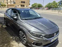 Usado Fiat Tipo Lounge 120 CV (88 kW) 2016 Gris / plata Berlina