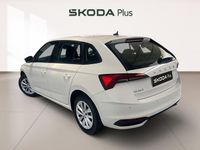 Usado Skoda Scala Ambition 110 CV (80 kW) 2023 Blanco Utilitario