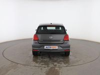 Usado VW Polo Advance 90 CV (66 kW) 2016 Gris Berlina