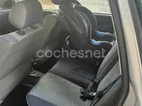Usado Seat Cordoba 60 CV (44 kW) 1999 Gris / plata Berlina