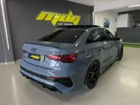 Usado Audi RS3 Premium 400 CV (294 kW) 2021 Gris / plata Berlina