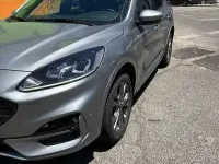 Usado Ford Kuga ST-Line X 226 CV (166 kW) 2023 Gris SUV