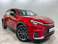 Usado Lexus LBX 136 CV (100 kW) 2024 Rojo SUV