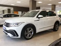 Usado VW Tiguan R-line 150 CV (110 kW) 2022 Blanco SUV