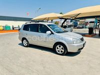 Usado Kia Carens EX 112 CV (82 kW) 2006 Gris / plata Monovolumen