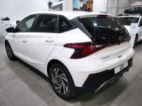 Nuevo Hyundai i20 100 CV (73 kW) 2025 Blanco Utilitario