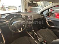 Usado Peugeot 2008 Access 82 CV (60 kW) 2014 Gris SUV