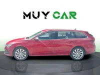 Usado Skoda Octavia Ambition 204 CV (150 kW) 2021 Rojo Familiar