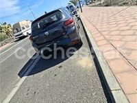 Usado Dacia Sandero Essentiel 91 CV (66 kW) 2021 Gris / plata Berlina