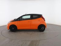 Usado Toyota Aygo X-play 72 CV (52 kW) 2019 Naranja Utilitario