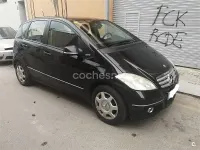 Usado Mercedes A180 116 CV (85 kW) 2009 Negro Monovolumen