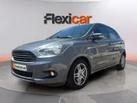 Usado Ford Ka Plus Ultimate 86 CV (63 kW) 2017 Gris Utilitario