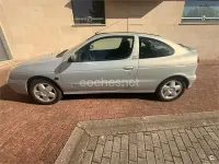 Usado Renault Mégane Coupé Sportway 105 CV (77 kW) 2001 Gris / plata Coupe