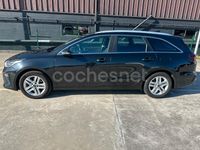 Usado Kia Ceed 120 CV (88 kW) 2020 Negro Utilitario