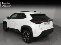 Usado Toyota Yaris Cross Active 130 CV (95 kW) 2025 Blanco SUV