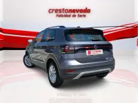 Usado VW T-Cross Advance 110 CV (80 kW) 2022 Gris SUV