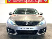 Usado Peugeot 308 SW Access 100 CV (73 kW) 2019 Gris / plata Familiar
